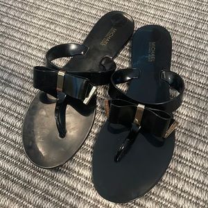 Michael Kors Flats (Size 9)